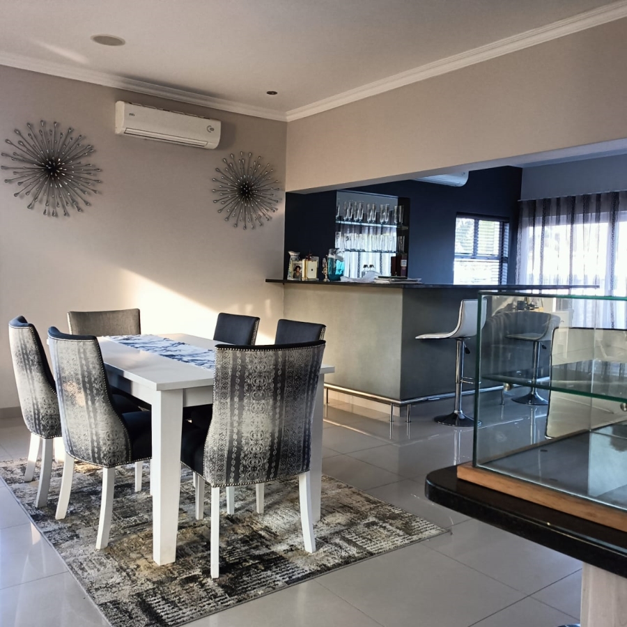 4 Bedroom Property for Sale in Beacon Bay Eastern Cape